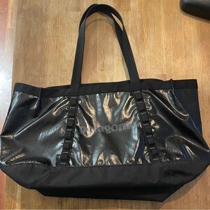 Patagonia Black Hole Duffle 25L